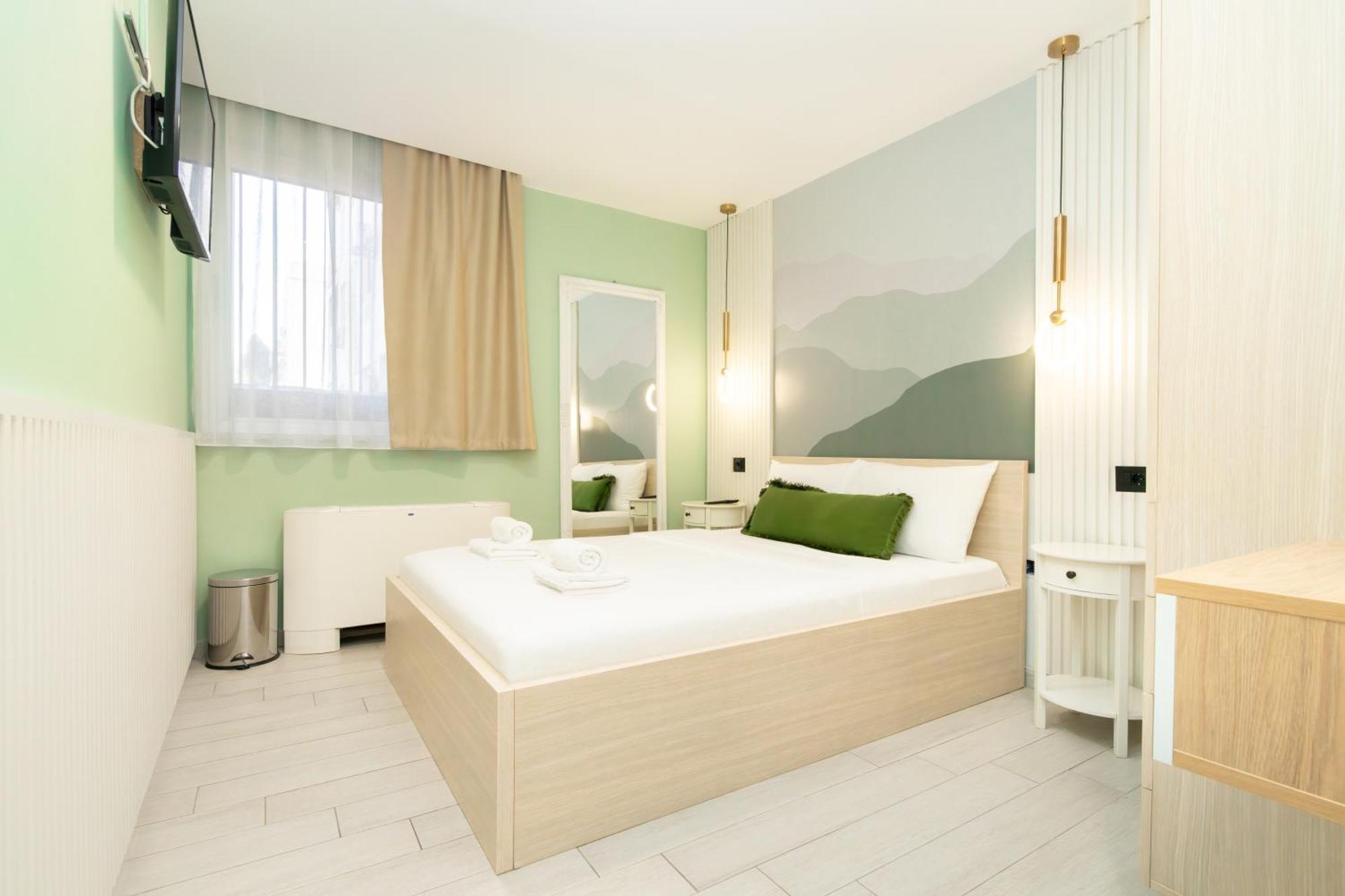 7 Hills Rooms ポドゴリツァ エクステリア 写真